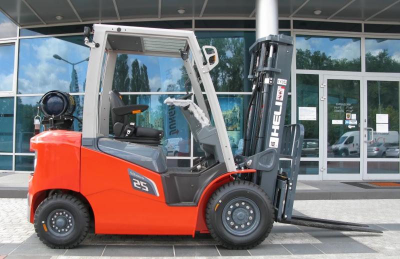 JAPANLIFT LUBOŃ NA SPRZEDAŻ NOWY WÓZEK WIDŁOWY HELI CPYD25-KU1RG3 LPG 2500 kg JAPANLIFT LUBOŃ NA SPRZEDAŻ NOWY WÓZEK WIDŁOWY HELI CPYD25-KU1RG3 LPG 2500 kg