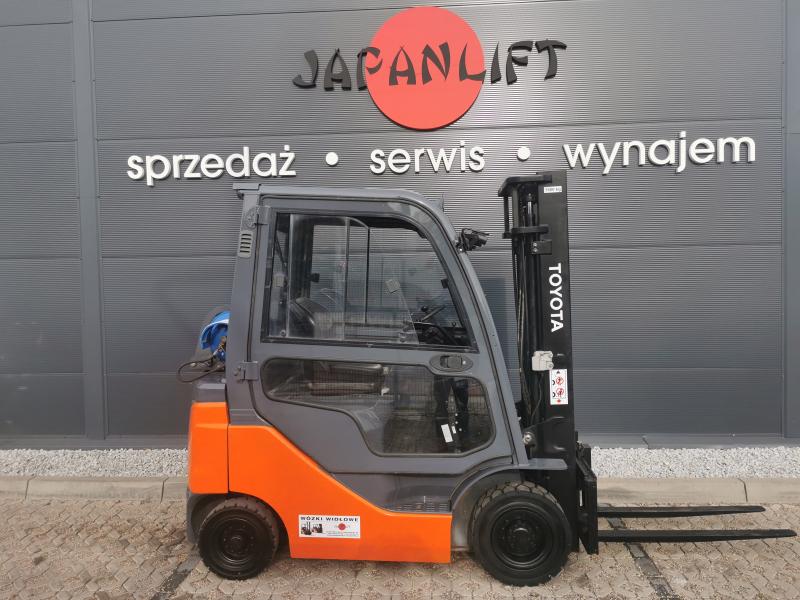 JAPANLIFT POZNAŃ WÓZEK WIDŁOWY TOYOTA 8FGF15 NA SPRZEDAŻ