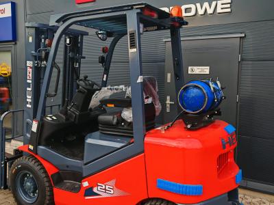 JAPANLIFT LUBOŃ NA SPRZEDAŻ NOWY WÓZEK WIDŁOWY HELI LPG 2500 kg