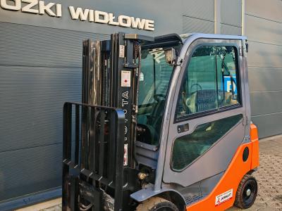 JAPANLIFT LUBOŃ WÓZEK WIDŁOWY TOYOTA 8FGF15 NA SPRZEDAŻ
