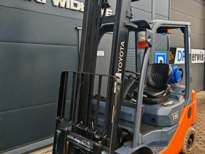 JAPANLIFT LUBOŃ WÓZEK WIDŁOWY TOYOTA 8FGF15 NA SPRZEDAŻ JAPANLIFT LUBOŃ WÓZEK WIDŁOWY TOYOTA 8FGF15 NA SPRZEDAŻ
